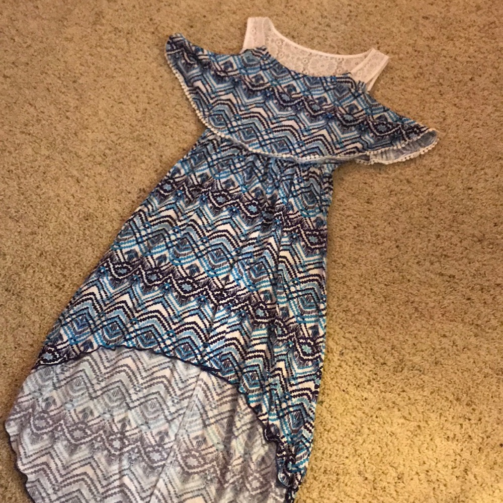 Sleeveless dress